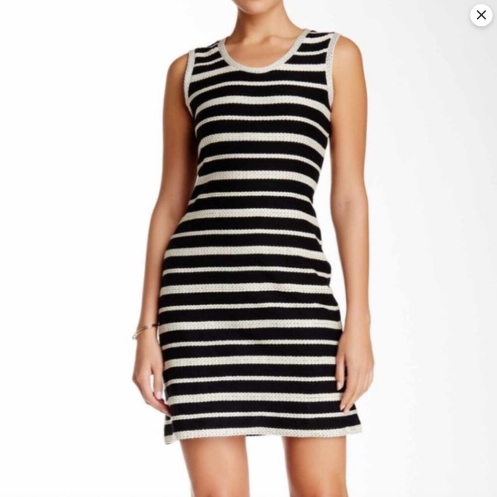 Max‎ Studio Black and White Striped Sleeveless Shift Dress Size Large